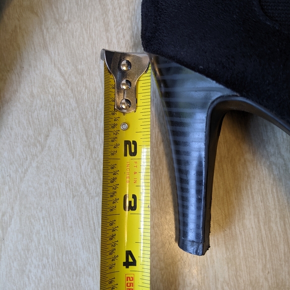 Isaac Mizrahi for Target Black Faux Suede Booties size 8 - Picture 9 of 13